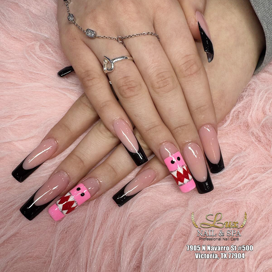 Trendy Nail Designs for April 2026